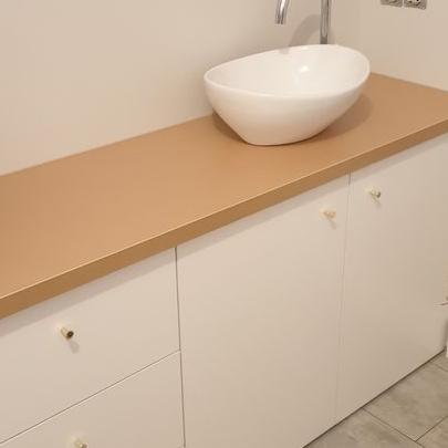 meble łazienkowe 60